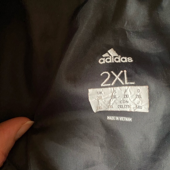 Men’s Adidas Insulated Jacket Coat Black Size 2XL - Picture 10 of 15